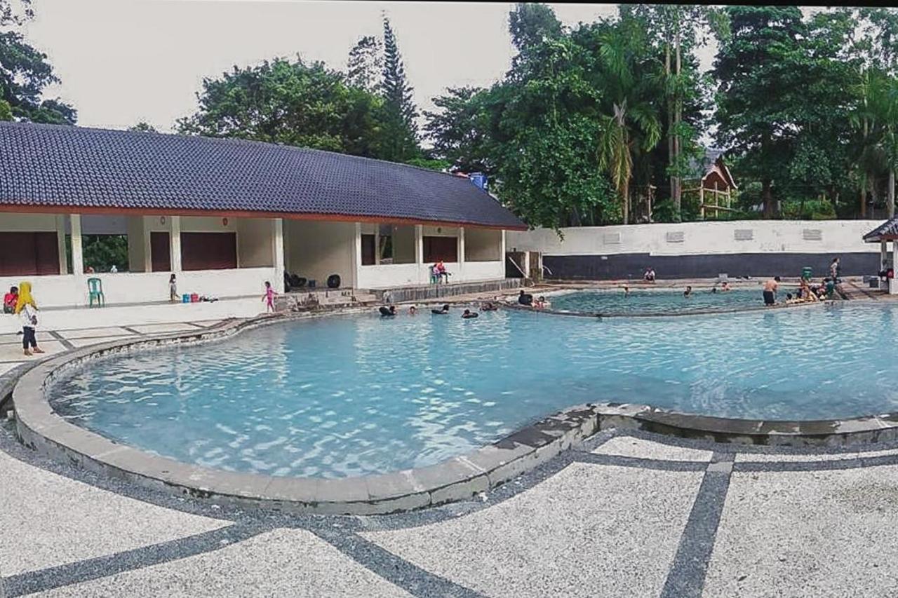 Wisma Belerang Kalianda Mitra Reddoorz Εξωτερικό φωτογραφία